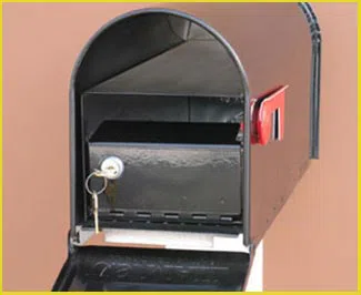 Southington Locksmith Southington, CT 860-744-3005 - 1-66-mailbox