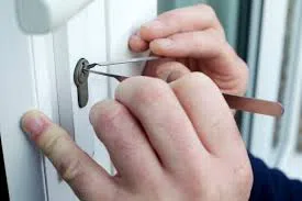 Southington Locksmith Southington, CT 860-744-3005 Southington Locksmith Southington, CT 860-744-3005 - emergency-lockout